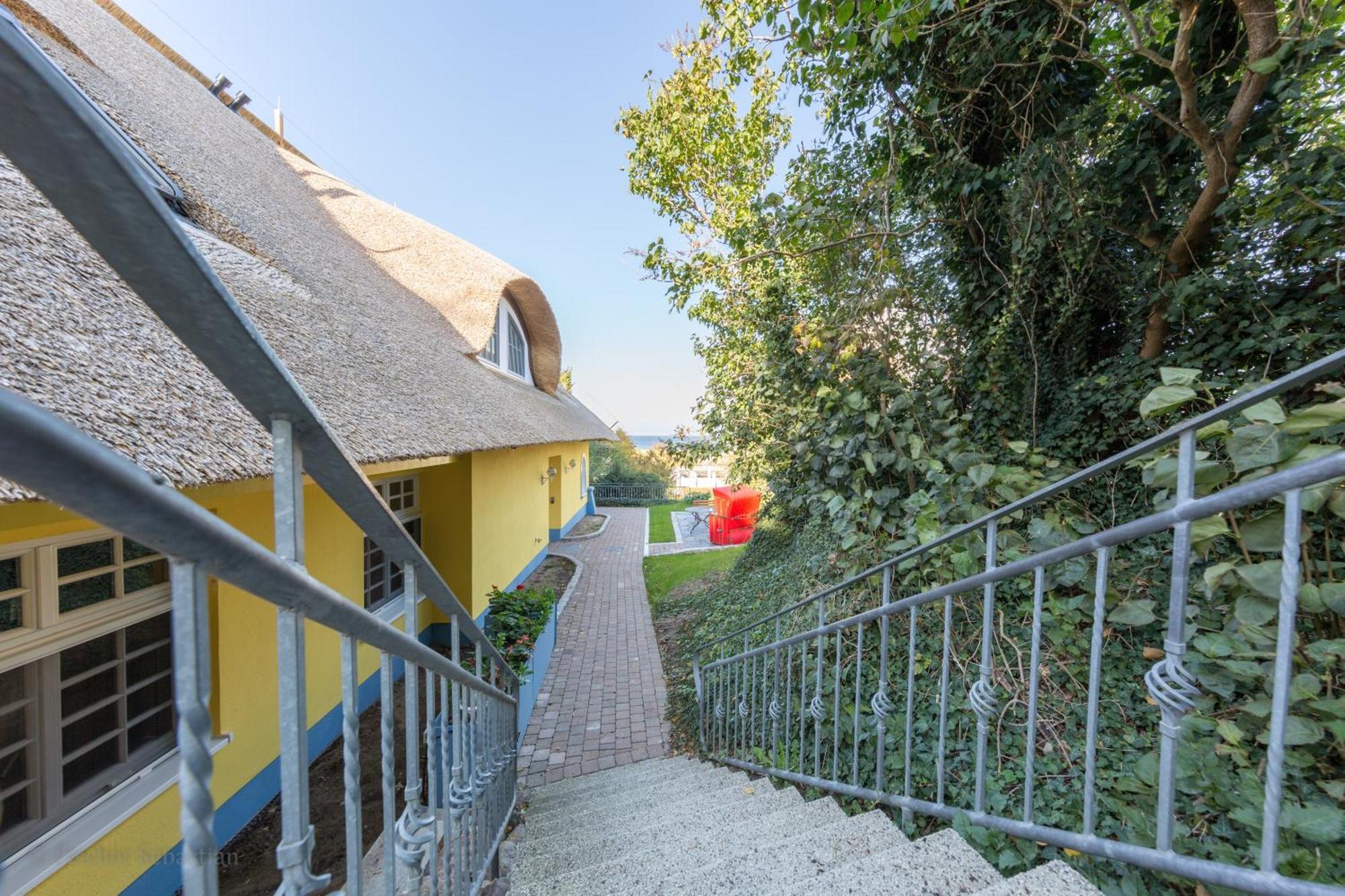 Gaestehaus Bergfalke Ahrenshoop Exterior photo